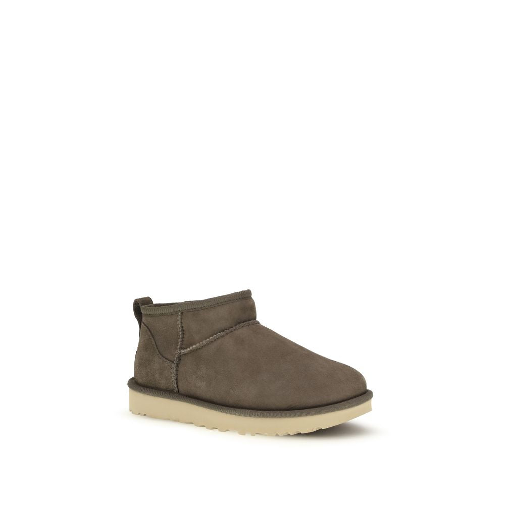 UGG Brown Lamb Ovis Aries Aries Ankle Boots