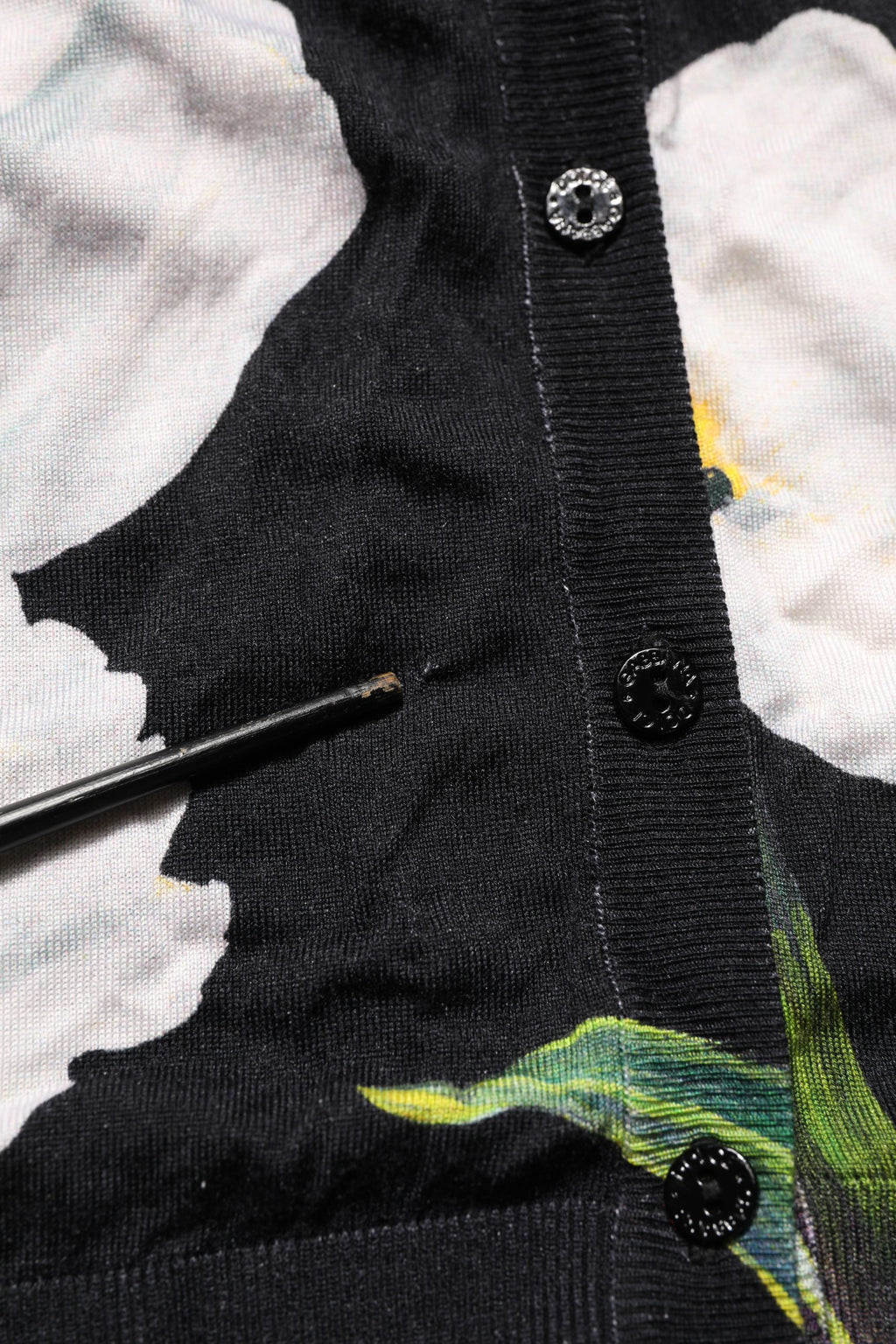Dolce & Gabbana Black Floral Cashmere Silk Cardigan Sweater