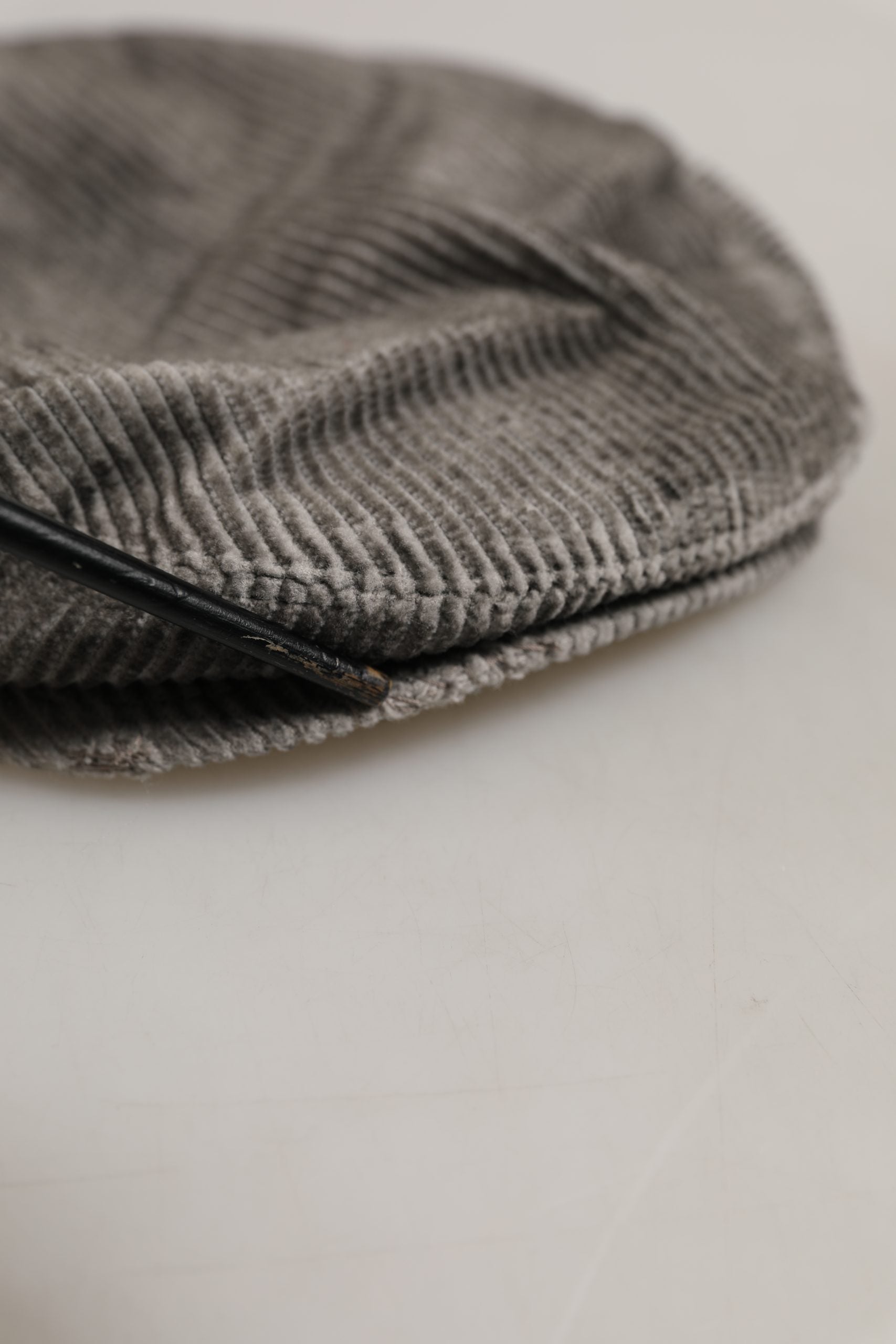 Dolce & Gabbana Men Grey Cotton Corduroy Cloth Newsboy Cap Hat