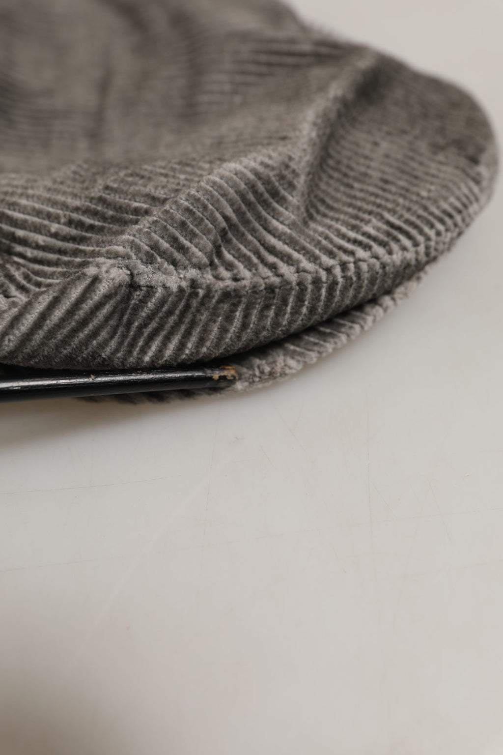 Dolce & Gabbana Men Grey Cotton Corduroy Cloth Newsboy Cap Hat