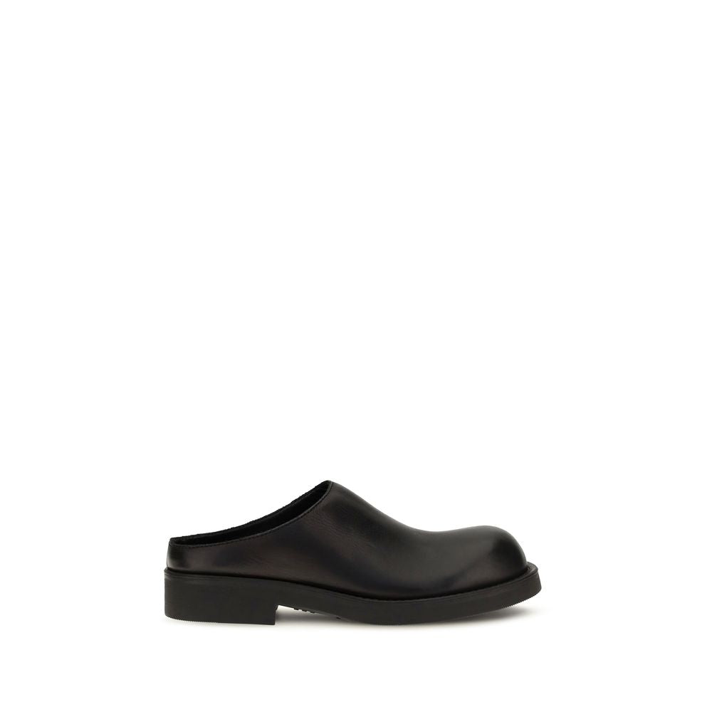 MM6 Black Calf Leather Bos Taurus Mules