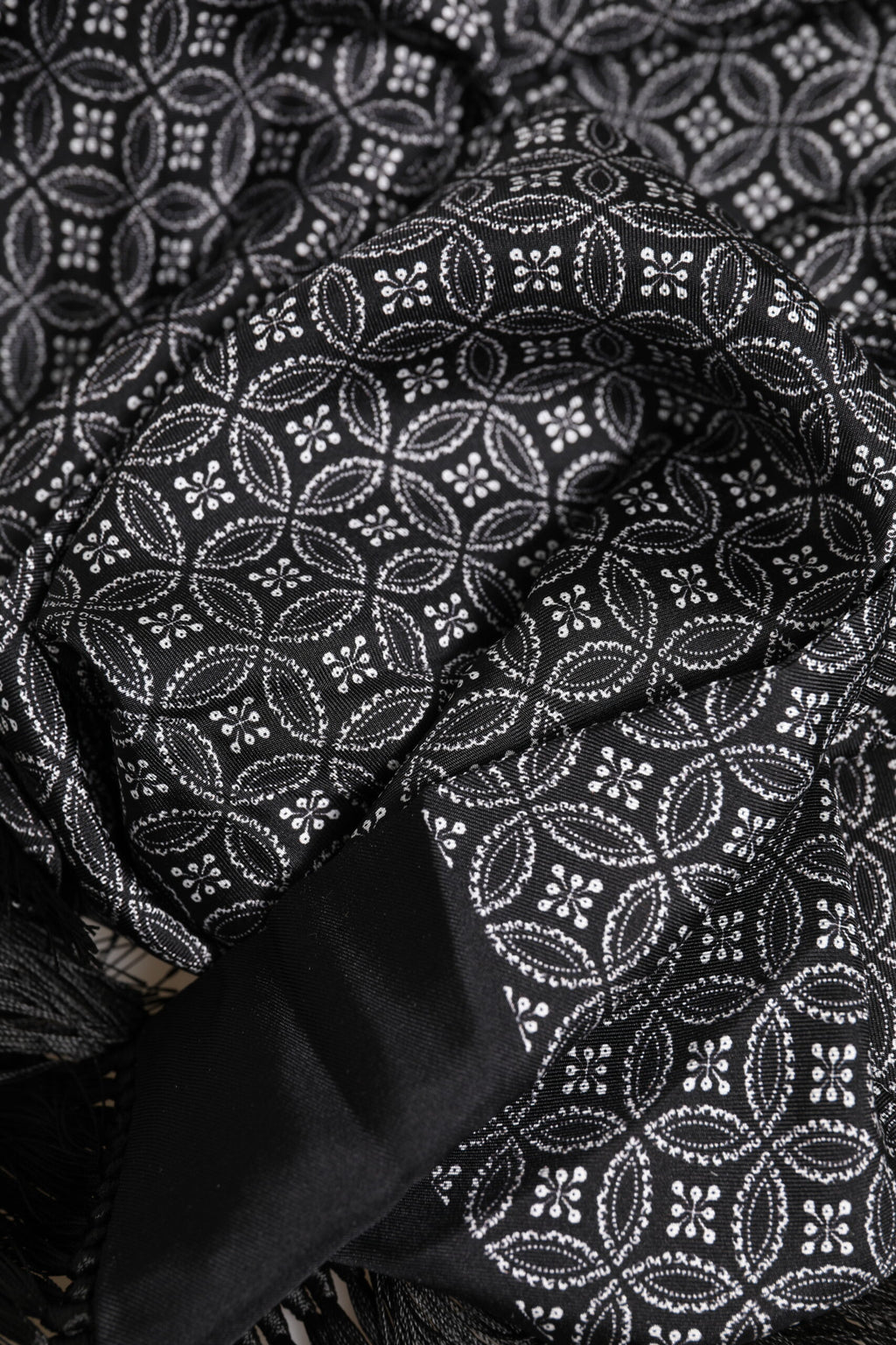 Dolce & Gabbana Black Patterned Fringes Men Foulard Scarf