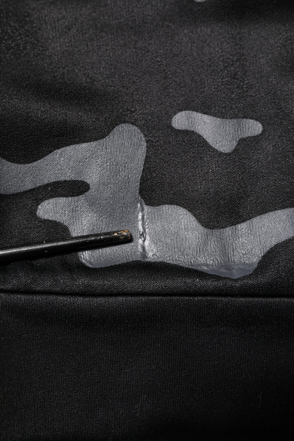 Dolce & Gabbana Black Camouflage Pullover Sweatshirt Sweater